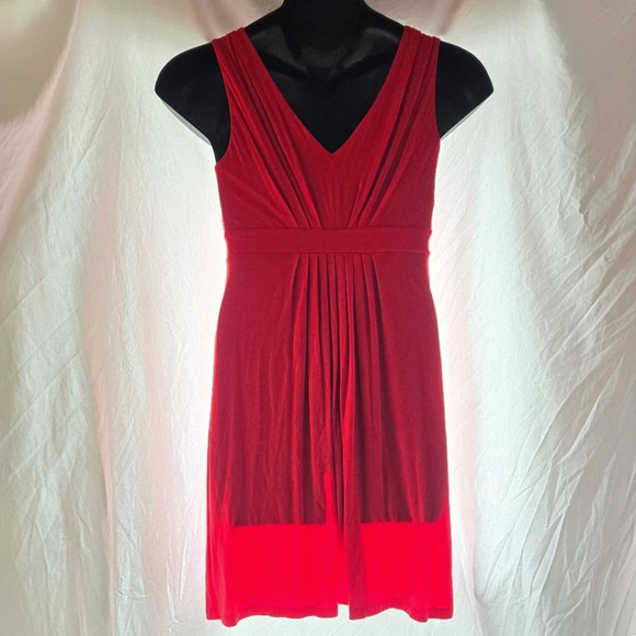 Red Pleated Comfort Dress EUC - Picture 6 of 7